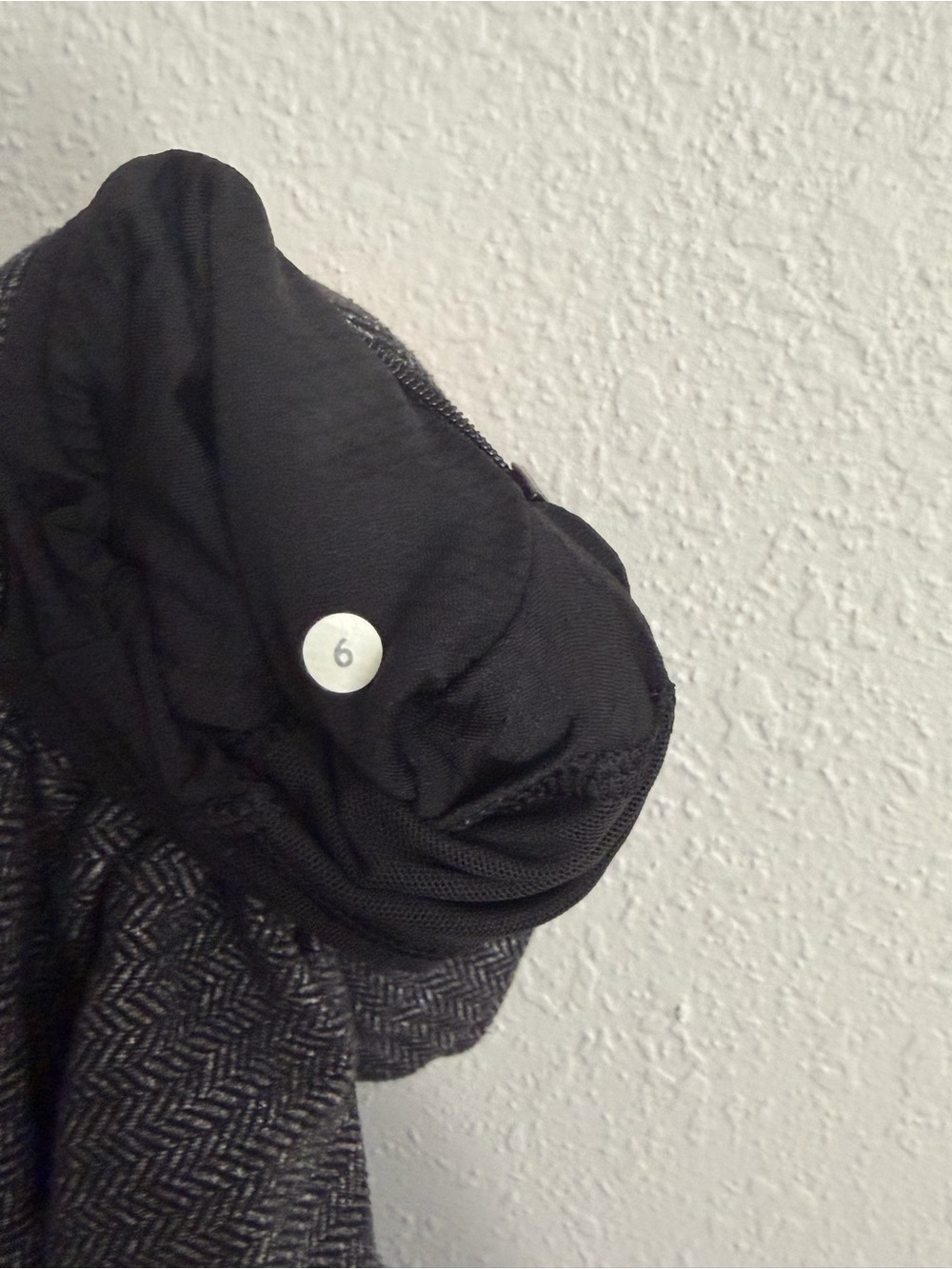 Lululemon Think Fast Pullover - Picture 6 of 7